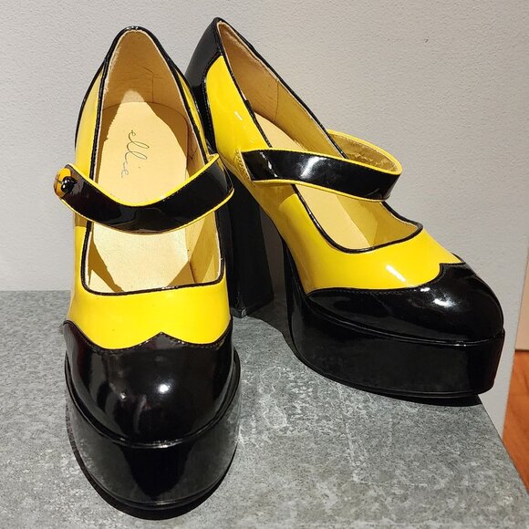 Ellie Black and Yellow Bug Heels - Picture 5 of 9